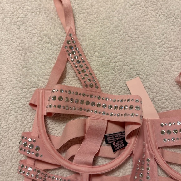 Victoria's Secret Bling Rhinestone Strappy Caged Bondage Teddy Light Pink NWT - Picture 10 of 14